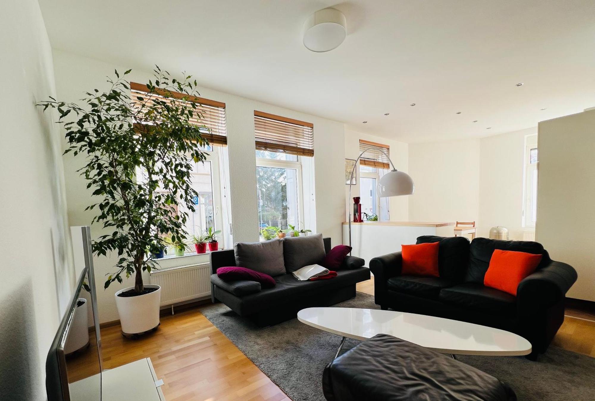 Grosses Und Helles Innenstadt Apartment - Ferienwohnung Bad Homburg vor der Höhe Esterno foto