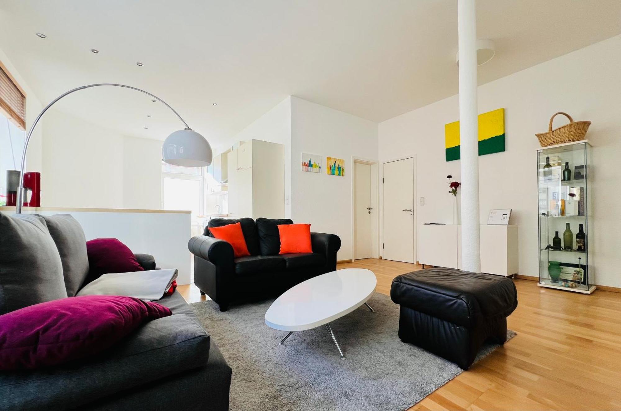 Grosses Und Helles Innenstadt Apartment - Ferienwohnung Bad Homburg vor der Höhe Esterno foto